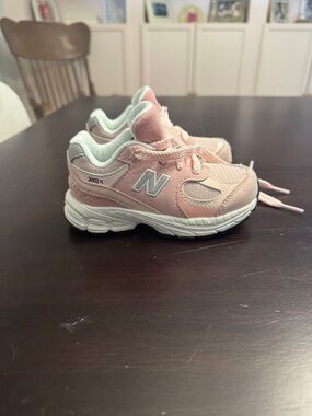 New Balance Toddler size 7  Pink and White Athletic Sneakers